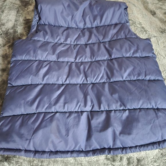 Boys GAP vest - Picture 3 of 4